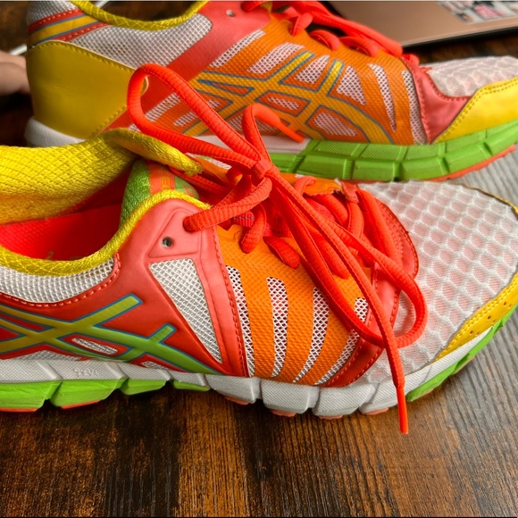 COPY - ASICS gel lyte 33 two, neon running shoes - Picture 2 of 5